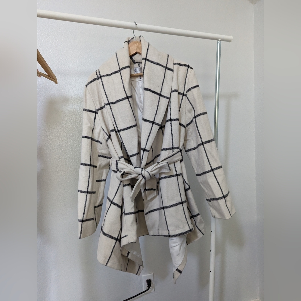Winter coat shawl